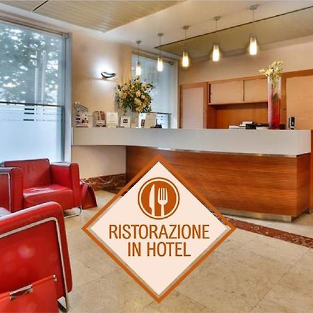 Hotel & Residence Torino Centro - Stazione Porta Susa Bagian luar foto